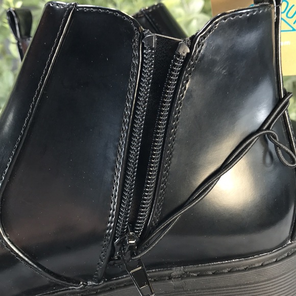 There Abouts Black Rubberized Vinyl Casual Step-In Zip Boots Girls 5M🖤NWT🖤 - Picture 8 of 12